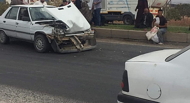 Akçakale yolunda feci kaza: 1 ağır olmak üzere 3 kişi yaralandı