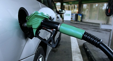 Dikkat! Benzine büyük zam geliyor!