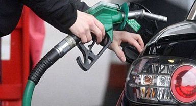 Motorine yapılan 5,41 TL’lik zammın 2,12 TL'sine indirim geliyor