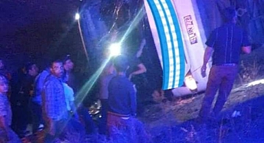 Suruç yolunda feci kaza 3 ölü, çok sayıda yaralı var