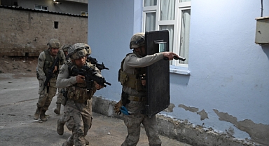 Şanlıurfa'da uyuşturucu satıcılarına operasyon