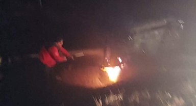 Harran'da şarampole düşen araç alev alarak cayır cayır yandı