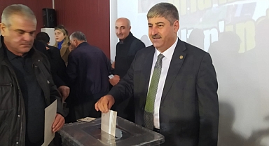 Eyyüpoğlu güven tazeledi 4'üncü döneminde de başkanlığı kazandı