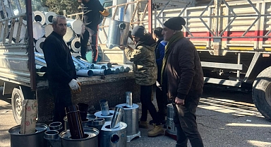 Şanlıurfa'da Özel Zirve Karacadağ Akşam Lisesinden depremzedelere anlamlı yardım