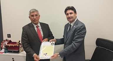 İl Başkanı Yeşil, görevinden istifa ederek, Milletvekili aday adayı oldu