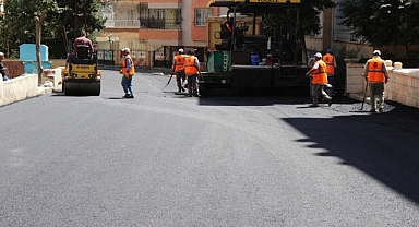 Ulubatlı mahallesinde asfalt çalışması tamamlandı