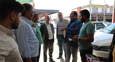 Başkan Salih Ekinci, oto galericiler sitesini ziyaret etti