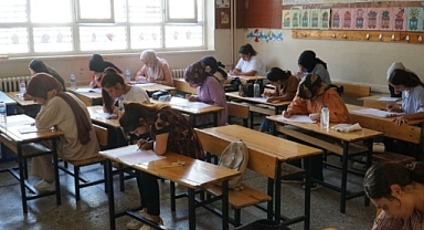 Haliliye Belediyesi'nden YKS'ye hazırlanan öğrencilere destek