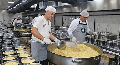 Haliliye'de kazanlar binlerce vatandaş için kaynıyor