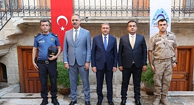 Vali Şıldak merkez ilçeleri ziyaret etti