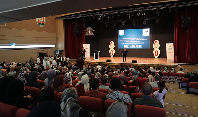 Eğitimci yazar Sıtkı Aslanhan Şanlıurfa'lılarla buluştu