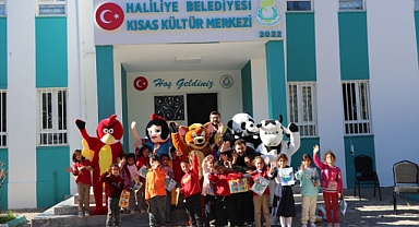 Haliliye'de uzman psikologlar çocuklarla buluştu