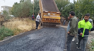 Viranşehir Belediyesi üstyapı çalışmaları ile yolları iyileştiriyor!