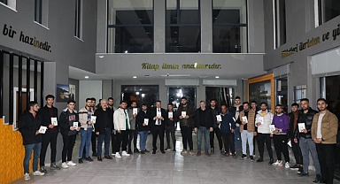 Başkan Albayrak gençlerle buluştu