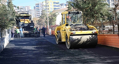 Karaköprü'de yollar yenileniyor