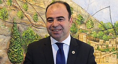 Nihat Çiftçi vaatlerini sıraladı: 50 bin konut üreteceğiz