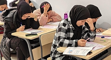 Eyyübiyeli gençler kurslarda sınavlara hazırlanıyor