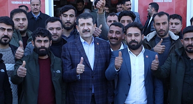 Mehmet Ekinci'nin Eyyübiye Merkez Seçim Bürosu açılıyor