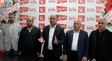 Nihat Çiftçi seçim bürosunun açılışına Karaköprülüleri davet etti!