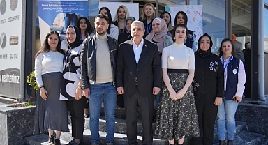 Başkan Beyazgül, şehit annelerinin kadınlar gününü kutladı