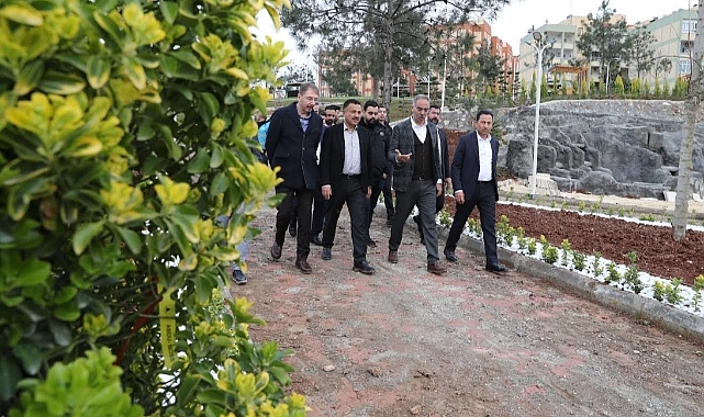 Başkan Kuş, Botanik Parkta incelemelerde bulundu