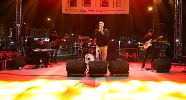 Viranşehir'de Dodan konserine yoğun ilgi