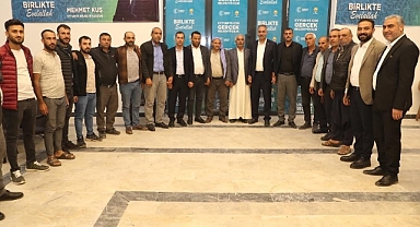 Başkan Kuş, tebrikleri kabul etmeye devam ediyor