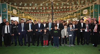 Şanlıurfa Büyükşehir Ramazan Sokağını açtı