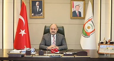 Başkan Gülpınar’a Uluslararası İlişkilerde Yılın Üstün Hizmet Ödülü
