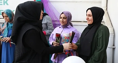 Haliliye’de Anneler Günü dolayısıyla kadın kursiyerlere anlamlı ziyaret