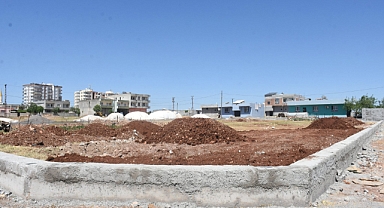 Hilvan’a yeni bir yaşam alanı: 2670 metrekarelik parkta çalışmalar sürüyor