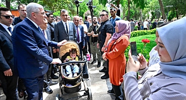 İYİ Parti Genel Başkanı Dervişoğlu, Şanlıurfa'da Hemşehrileriyle Bir Araya Geldi