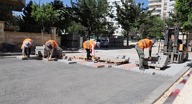Karaköprü'de üst yapı çalışmaları hız kesmeden devam ediyor