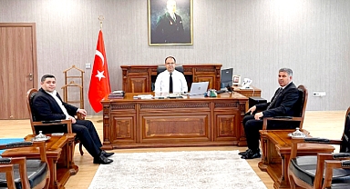 Başkan Alkan Eyyübiye Kaymakamı Yusuf Turan'ı ziyaret etti