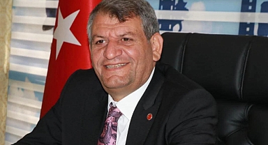 Başkan Ayhan'dan evi yanan aileye yardım eli
