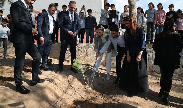 Eyyübiye Kırkmağara’da Öğretmenler Günü Kutlandı