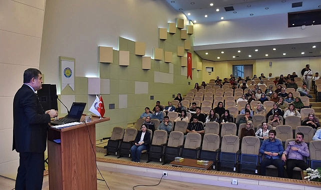 Harran Üniversitesi’nde “İngiliz Hristiyan Siyonizmi ve Filistin’e Yahudi Göçü Meselesi” Konulu Söyleşi Gerçekleştirildi