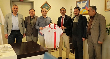 Viranşehir Belediyespor’dan Devlet Hastanesi’ne Ziyaret