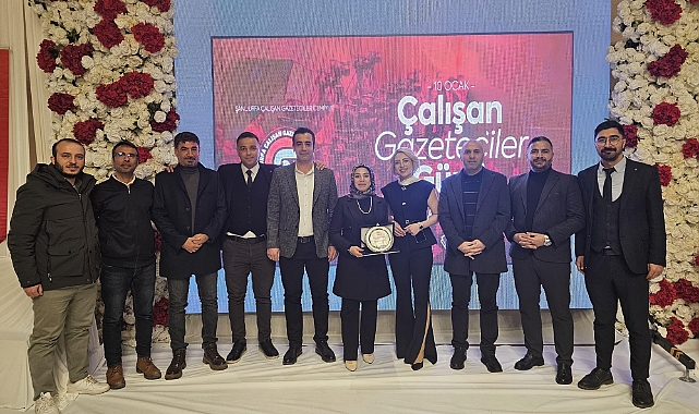 Gazeteci Esma Albayrak'a ödül!