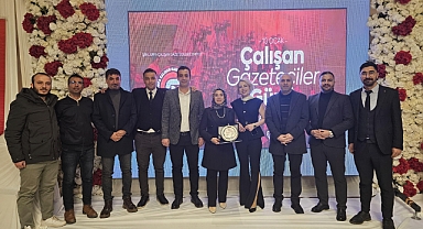 Gazeteci Esma Albayrak'a ödül!