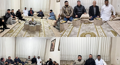 Halil Aslan Umre Dönüşü Tebriklerini Hanesinde Kabul Ediyor