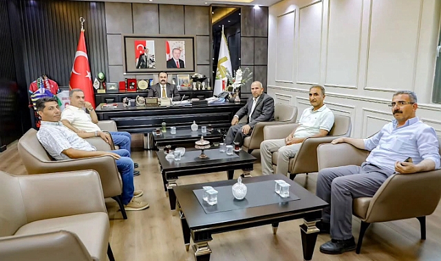 Eş  Başkan Serhat Dicle İnan, Muhtarlarla İstişarelerini Sürdürüyor